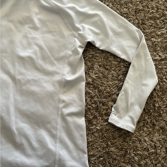 Bundle of two long sleeve shirts Boys 10-12 - Picture 4 of 7